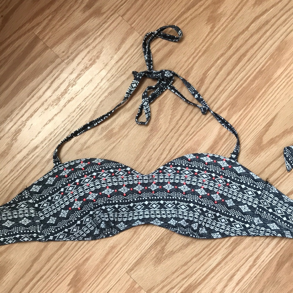 Strapless Aztec bikini top